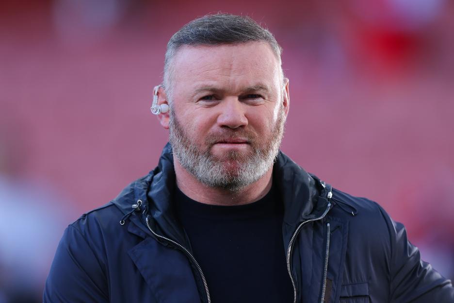 Wayne Rooney, Amazon Prime pundit, at an Arsenal vs. PSG Champions League match.