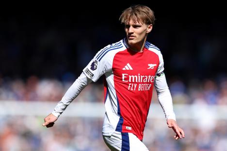 Martin Odegaard of Arsenal playing in a Premier League match.