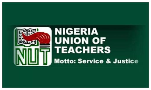 Abia government moves to avert teachers’ strike, initiates talks with NUT