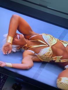 Jade Cargill experiencing a wardrobe malfunction at WrestleMania.