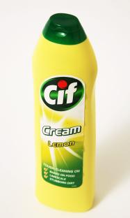 Cif Cream Lemon cleaner bottle.