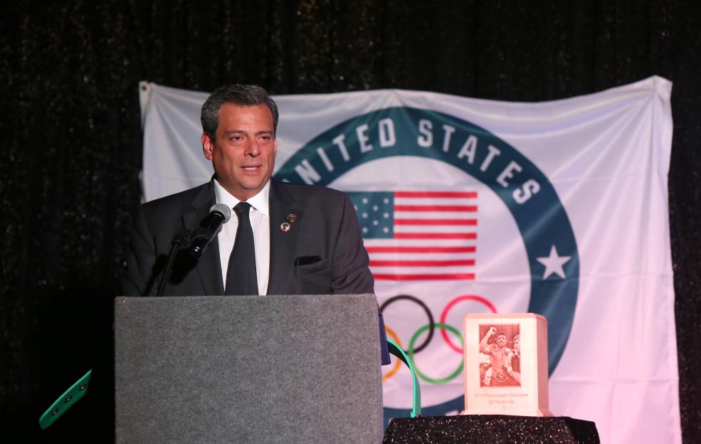 Mauricio SulaimÃ¡n speaking at Leon Spinks' memorial service.