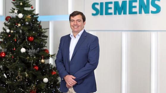 Agustin Escobar was the chief executive of Siemens' Spanish division. https://www.ndtv.com/world-news/agustin-escobar-the-siemens-ceo-killed-in-new-york-hudson-river-helicopter-crash-8137796
