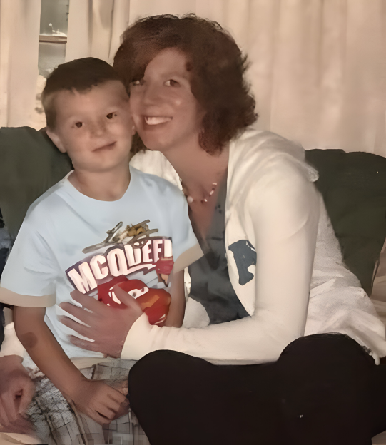 Jennifer Buta and her son Jordan, who was killed by Nigerian sextortion scammers.