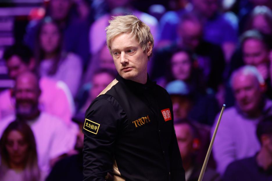 'Ex-Snooker Champ Bombarded with Ticket Requests After Drawing Ronnie O'Sullivan in Masters!'