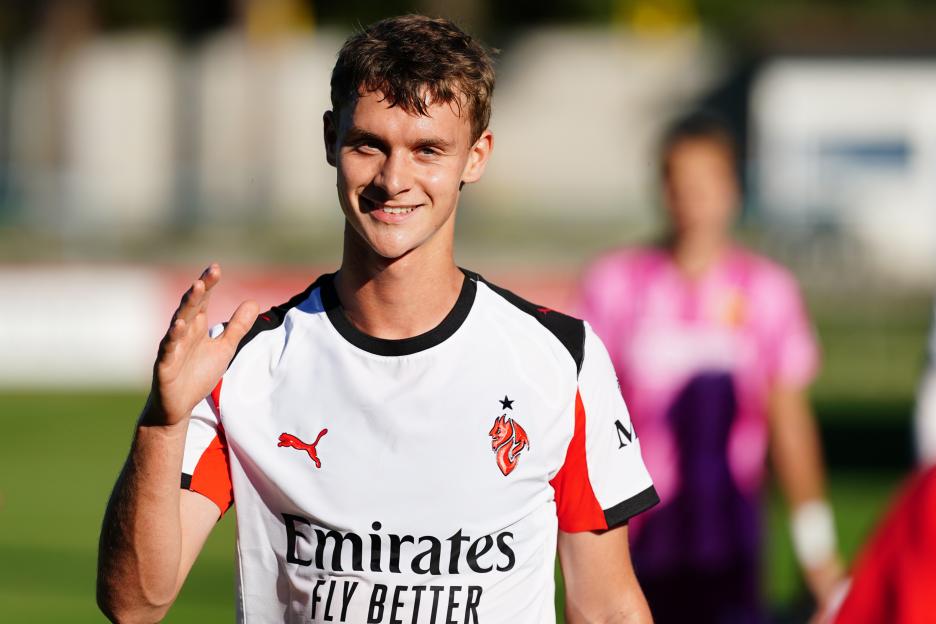 AC Milan Futuro v USD Scanzorosciate Calcio - Serie D