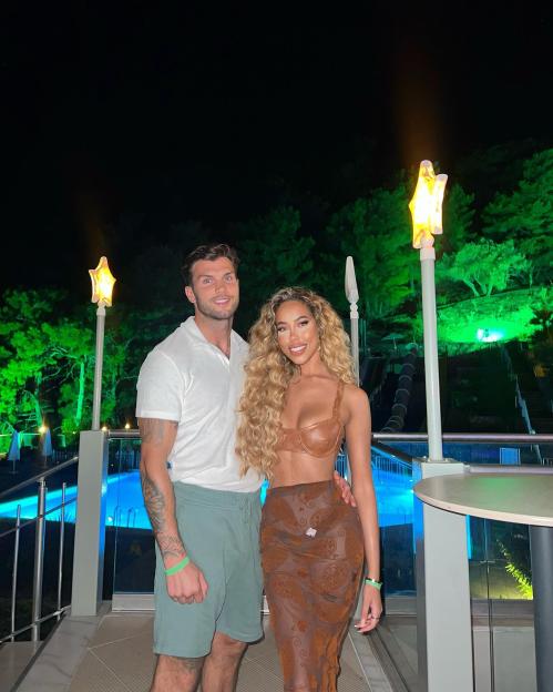 Dani Imbert and her boyfriend posing together.