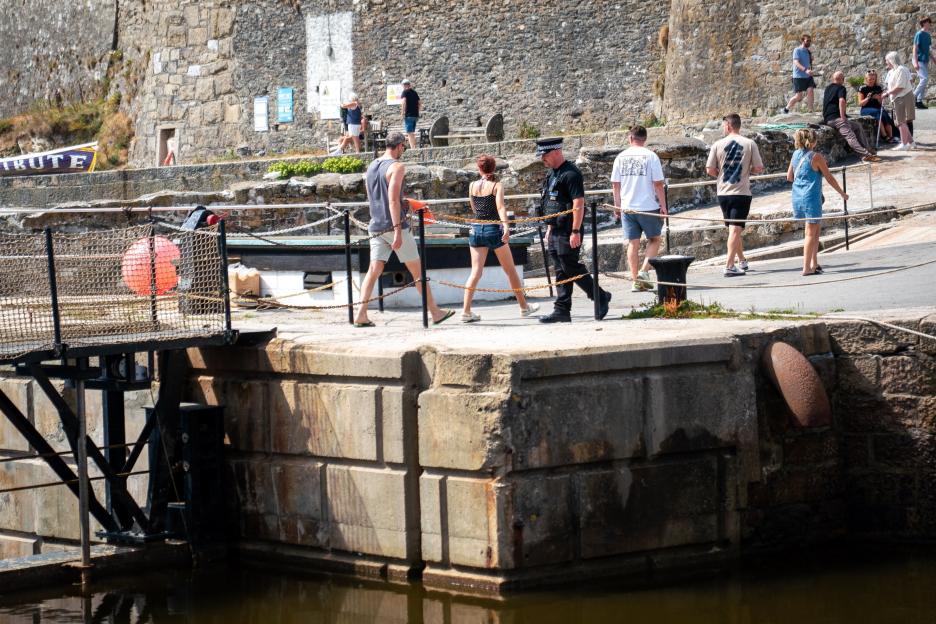 Poldark town turned into Cornwall's "Ibiza" with yobs ....