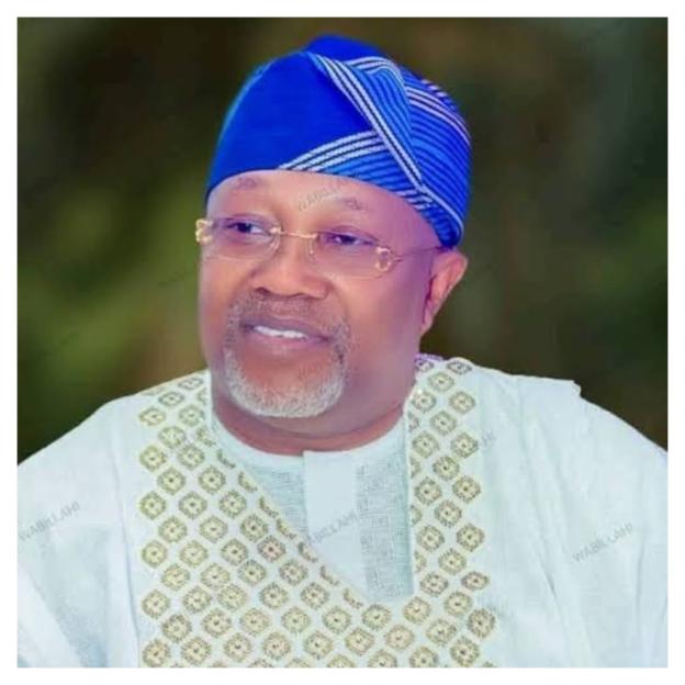 Kwara PDP Gubernatorial Candidate Responds to Government Agency's Removal of Campaign Billboards