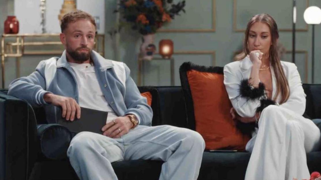 NINTCHDBPICT000941023418