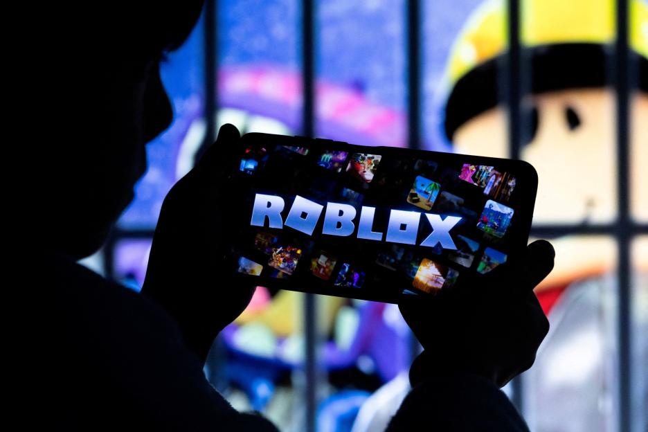 : Illustration of children's gaming platform Roblox
