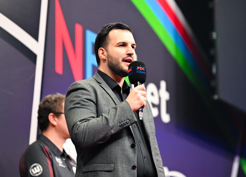 'Darts Star Speaks Out: 'No One's Ever Asked Me' About Replacing Legendary MC John McDonald'