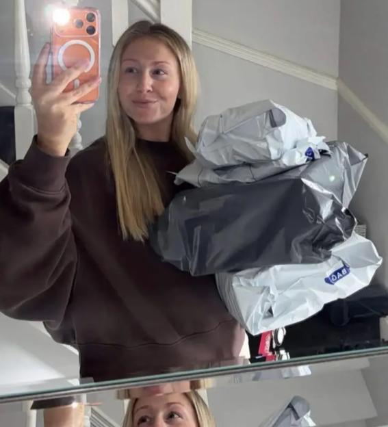 VIDEO: Brit living in Australia shares clever trick that lets her ship her wardrobe from the UK for the price of a coffee