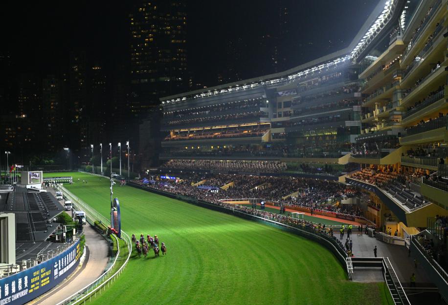 Experience Elite Horse Racing in Hong Kong with Exclusive 5-Star Packages, Flights, and Hotel Stays!