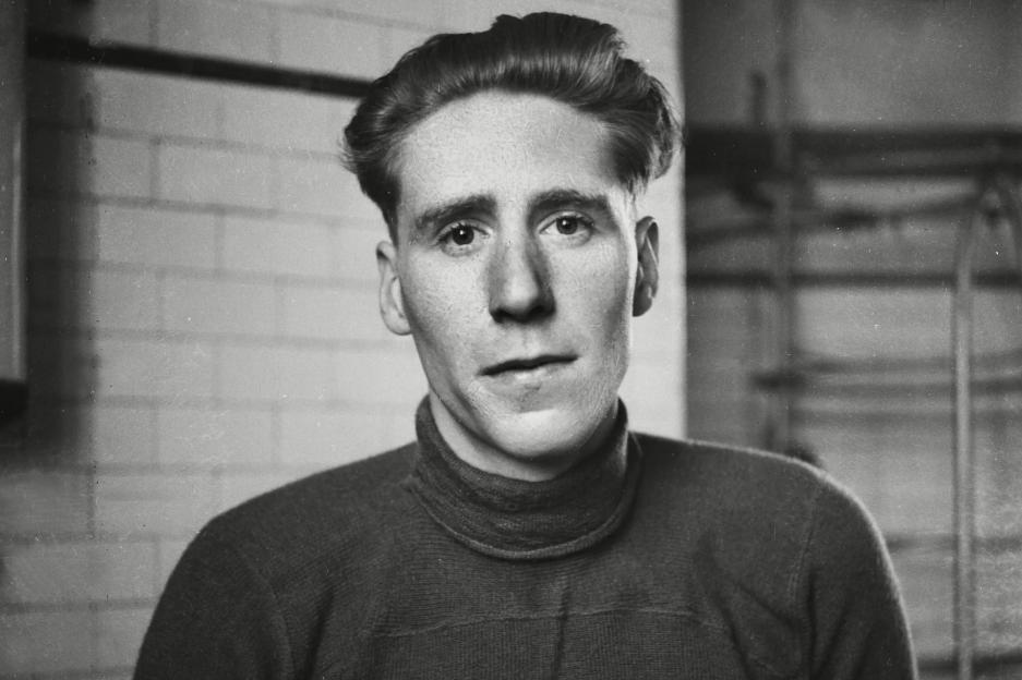 Colin McDonald Passes Away at 95: Tributes Flow for Burnley Legend and Oldest Living England International