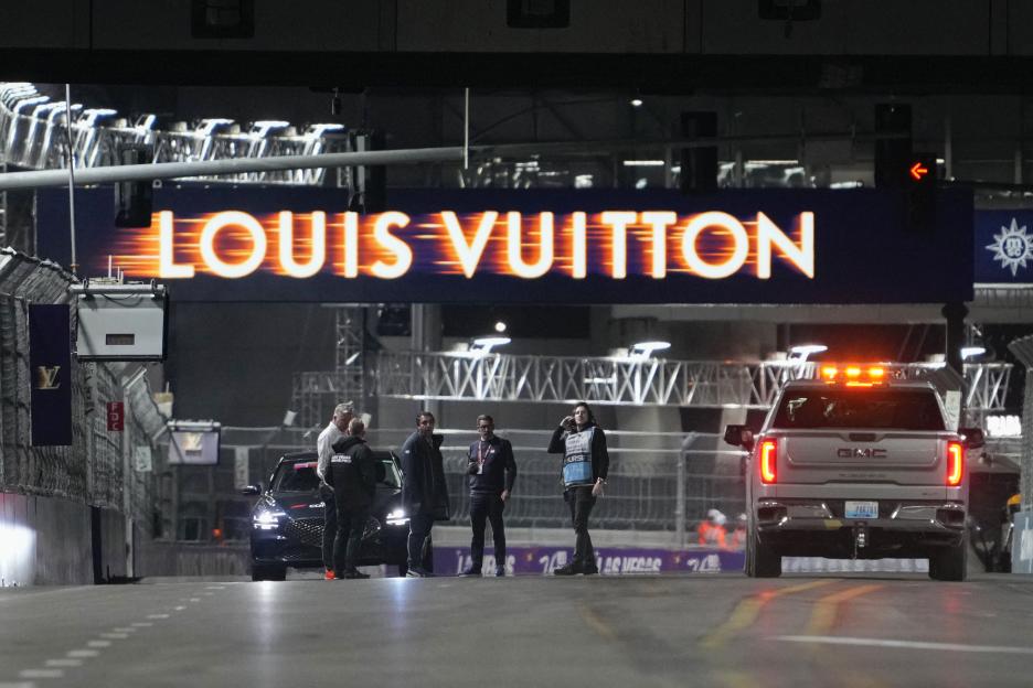 Chaos Strikes F1 Las Vegas GP as Faulty Manhole Cover Halts Action Before Dazzling Street Race