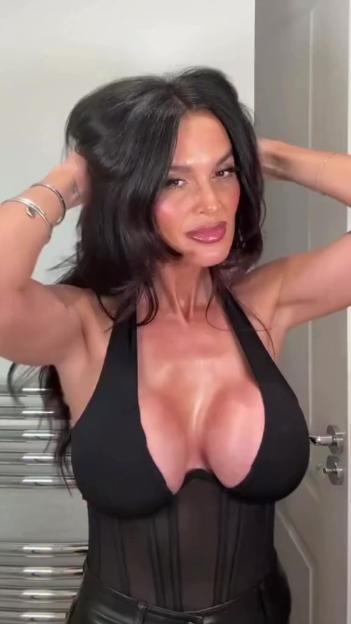 NINTCHDBPICT001052787657