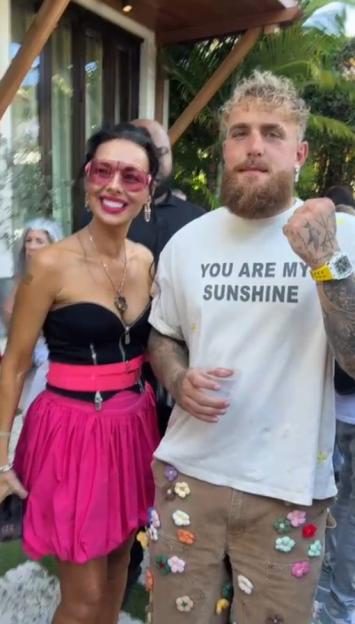 NINTCHDBPICT001047416443