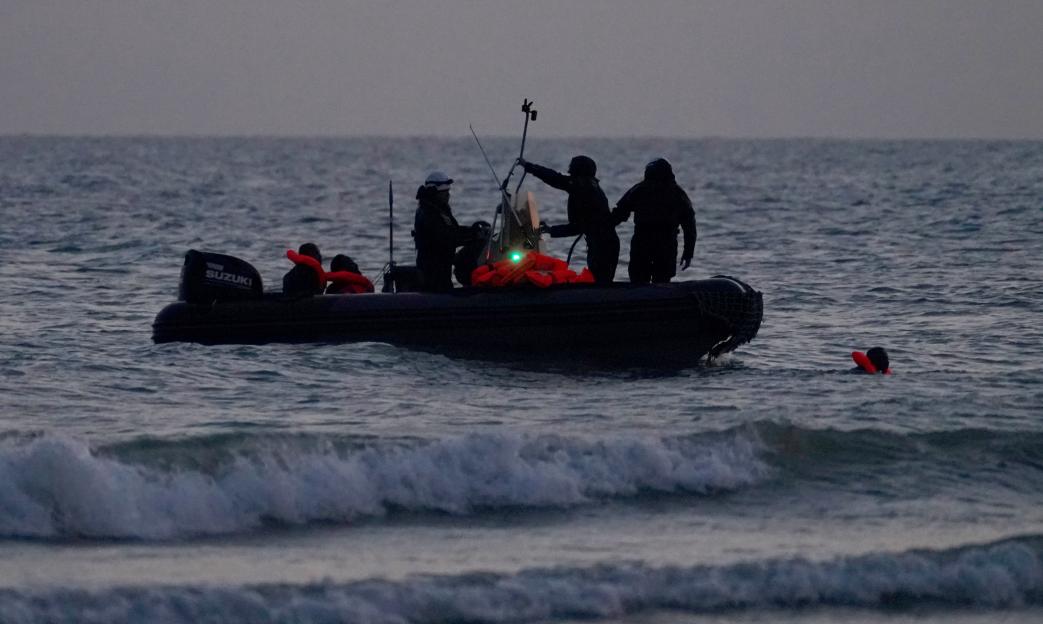 France Under Pressure to Reimburse UK for Stopping Migrants After Police Let Small Boat Arrivals Slip Through on Beaches