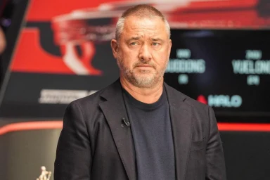 ‘I wasn’t happy with his attitude’ – Stephen Hendry tells snooker wonderkid to change style and not follow his lead