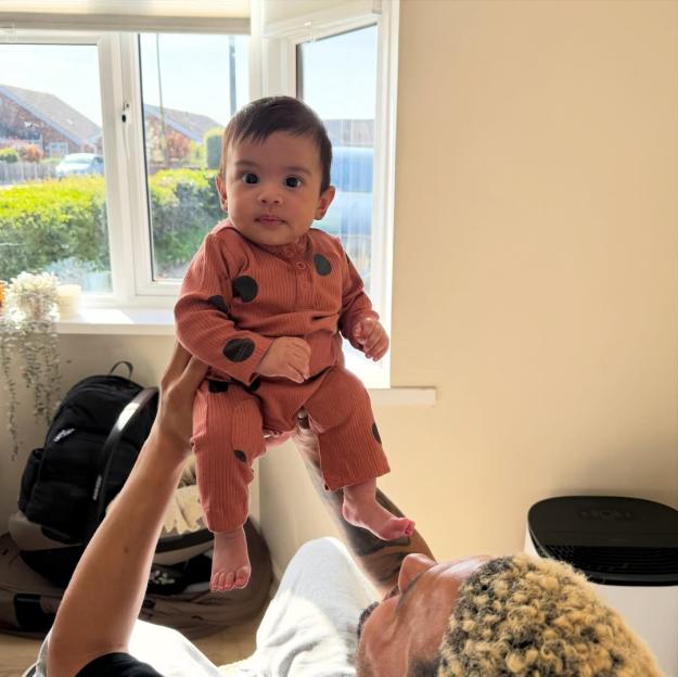 NINTCHDBPICT001076414189