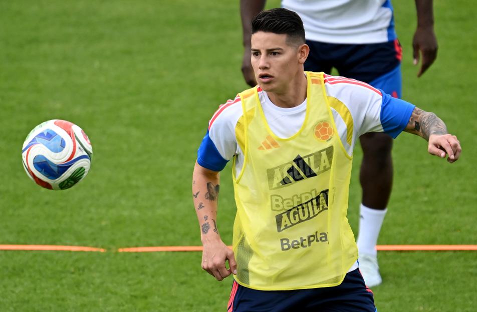 FBL-WC-2026-COL-TRAINING