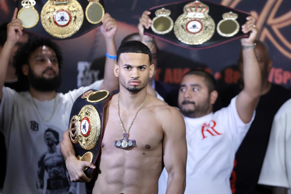 Rolly Romero vs. Teofimo Lopez: Everything You Need to Know About the WBA Title Fight in Las Vegas – Start Time, TV Channel, Live Stream, and Undercard Details!