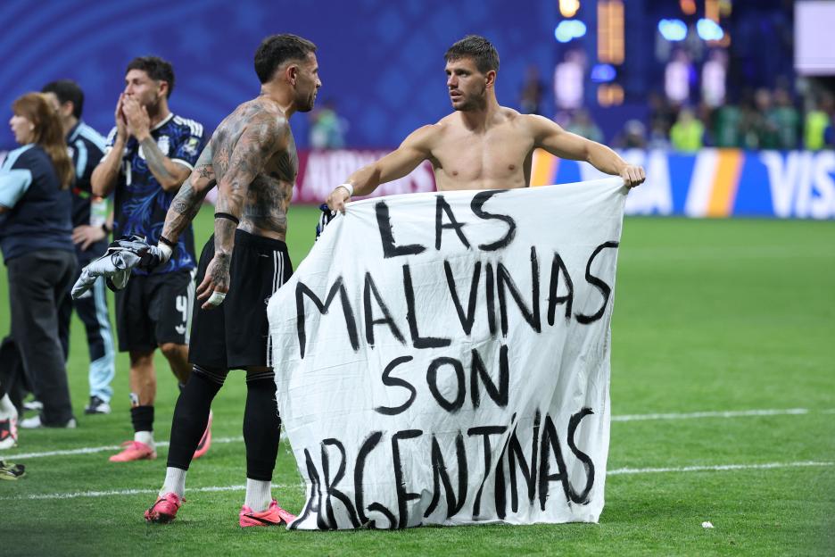 'Unbelievable Footage Reveals How Argentina Unveiled the Falklands Flag During World Cup Security Slip-Up'