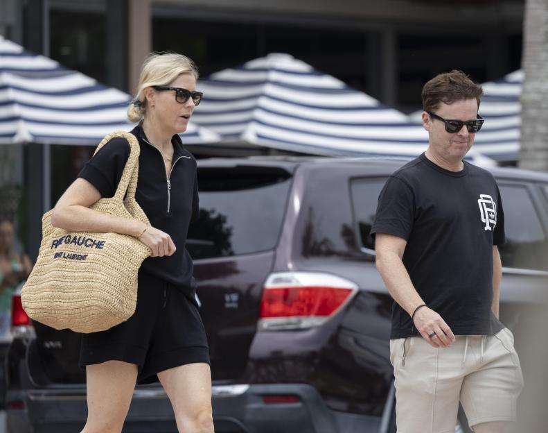 EXCLUSIVE: Declan Donnelly And Ali Astall Enjoy Casual Breakfast In Australia Ahead Of I’m A Celebrity – 08 Nov 2025