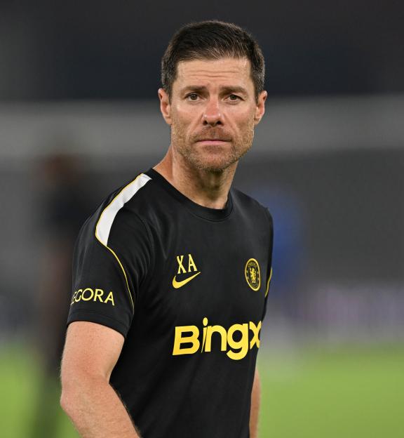 Chelsea Transfer Window Insights: Unexpected Key Signing and the Urgent Need to Offload Deadwood