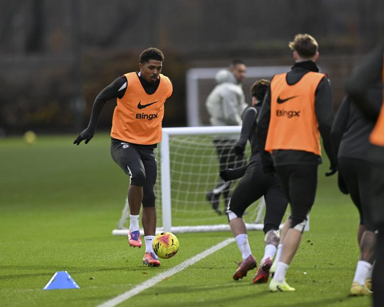 Chelsea Training and Press Conference