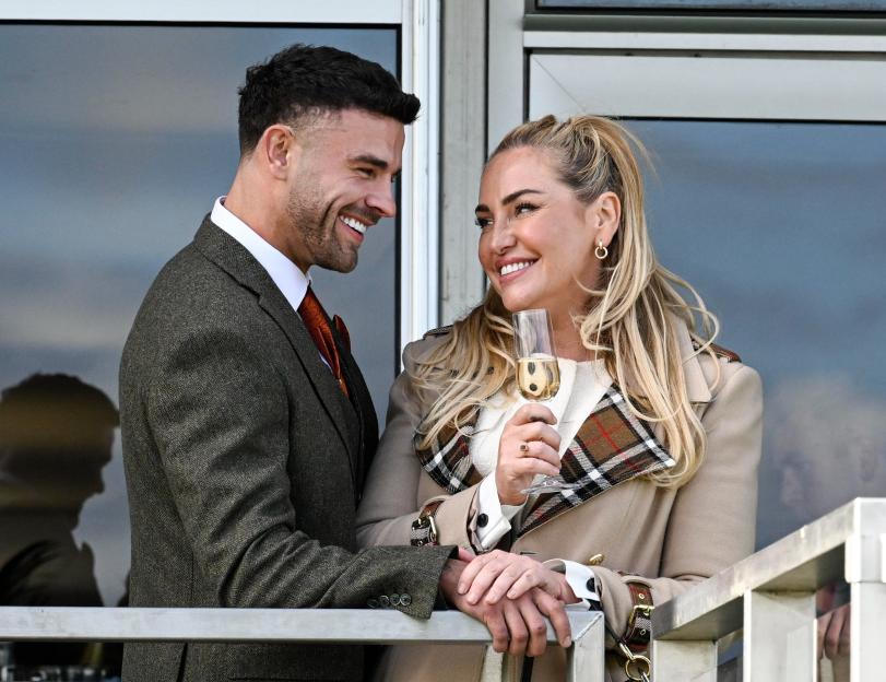 *PREMIUM-EXCLUSIVE* MUST CALL FOR PRICING BEFORE USAGE - Josie Gibson and Sam Wolfenden Seen In A Rather Flirtatious Mood Enjoying Their Day Out at The 2026 Cheltenham Festival on Ladies Day.