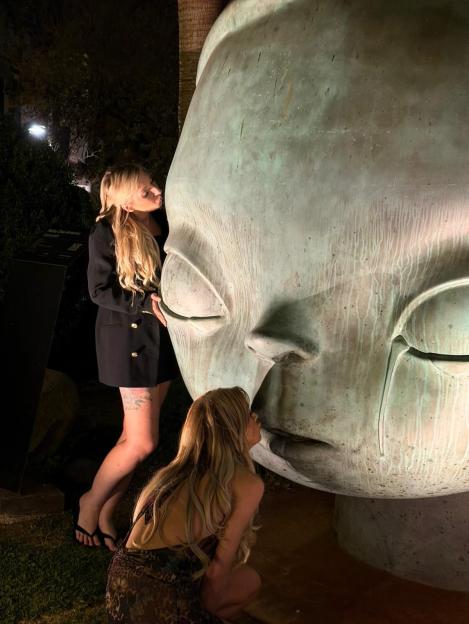 NINTCHDBPICT001071786650