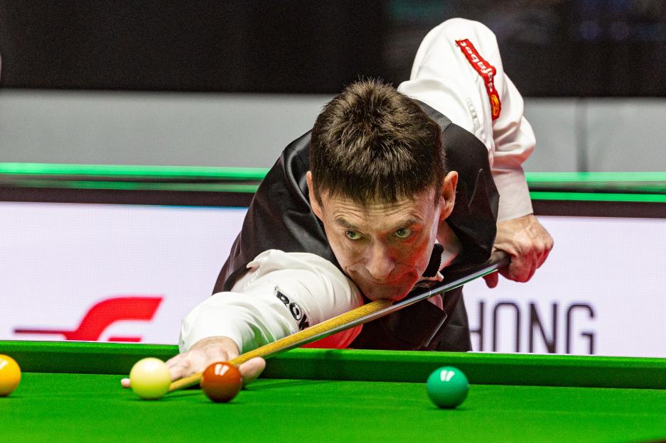 '2025 British Seniors Open Snooker Prize Money: What’s Up for Grabs for Jimmy White and Friends?'