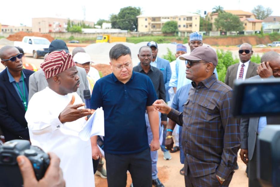 Wike Vows to Complete Goodluck Jonathan Way and New Roads by December
