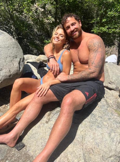Actress Annalynne McCord and Danny Cipriani posing at Eaton Canyon.