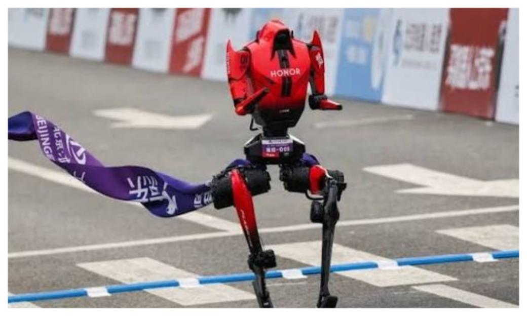 Chinese Humanoid Robot Allegedly Breaks Usain Bolt's 100m Record!