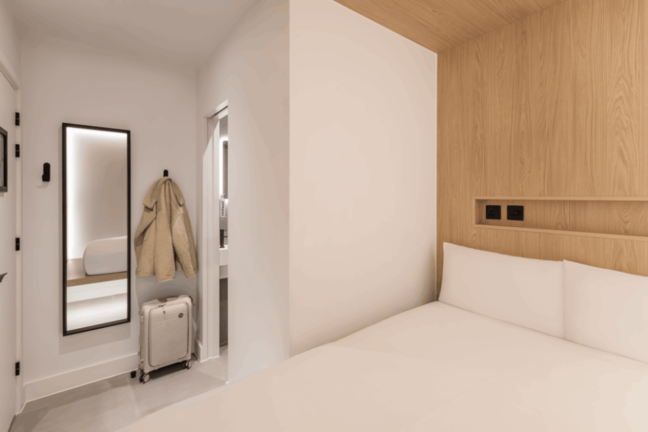 Discover London’s New Ultra-Budget Hotel on the Most Exclusive Street – Stay for Just £33 a Night!