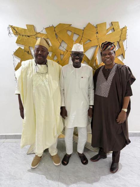2027: Former Oyo Deputy Governor Arapaja Switches Allegiance from Makinde to Meet APC Leaders