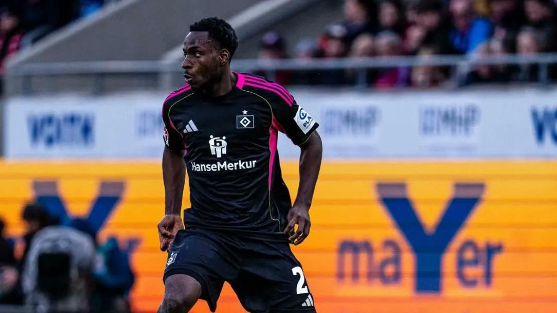 Bundesliga Showdown: Hamburg Confirms Otele Ready for Borussia Dortmund Battle