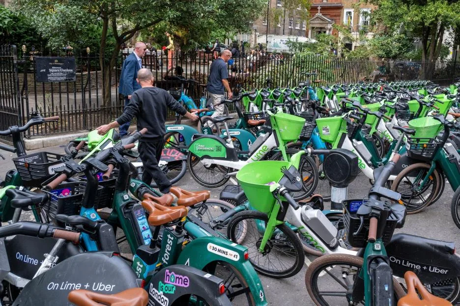 E-bikes ‘facing CRACKDOWN’ over ‘repeated’ failure to curb parking complaints & anti-social behaviour