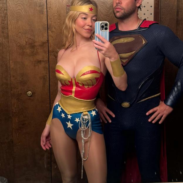 Sydney Sweeney Rocks a Figure-Hugging Wonder Woman Costume in a Daring Superhero Look!
