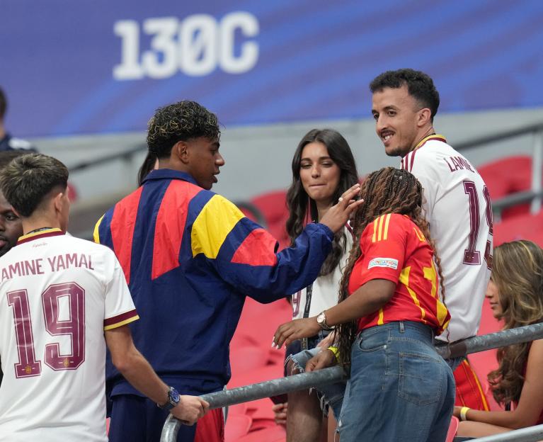 Lamine Yamal of Spain with his family at the FIFA World Cup 2026 Group H match.