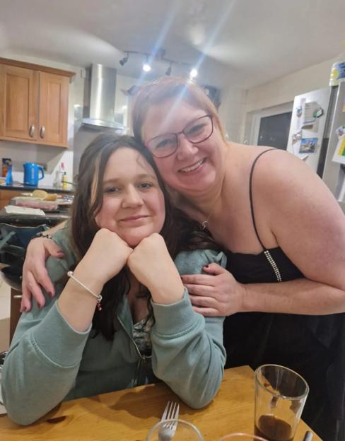 DAD RAPED ME FROM 4-8 WHILE MUM WORKED, I CONFESSED THE DAY AFTER MY 11TH BDAY - HE WENT ON THE RUN