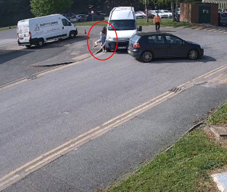 VIDEO: Business owner clipped by van in¿hit-and-run by thieves who targeted premises