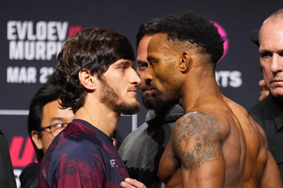 UFC London LIVE: Undercard Kicks Off with Lerone Murphy vs. Movsar Evloev and Michael 'Venom' Page – Stay Tuned for Updates!