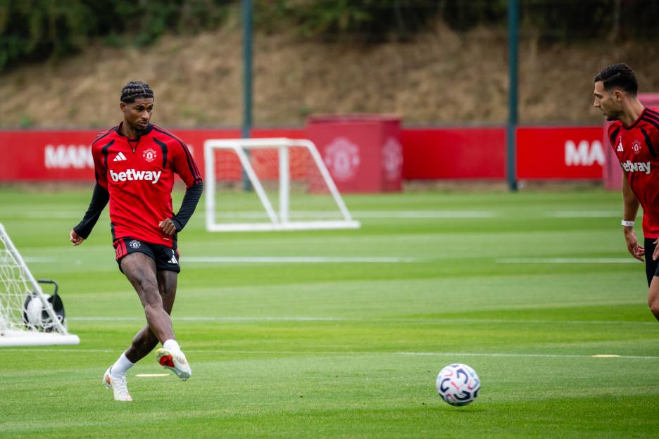 Man Utd Chief Sparks Speculation: Marcus Rashford Poised to Stay After 20-Month Absence in Ipswich Program Return!