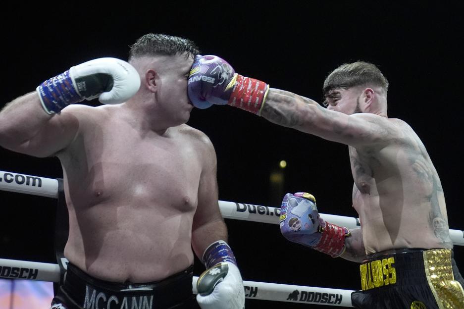 Tommy Fury v Eddie Hall - AO Arena