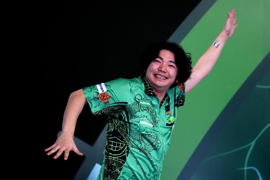 Meet Motomu Sakai: The Karaoke Superstar Turned Darts World Champion Who Entered the Game for Love!