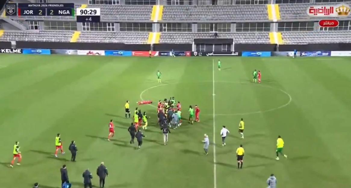 NINTCHDBPICT001070799673